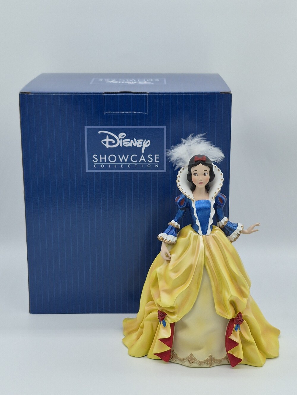 Disney Showcase Enesco Rococo Snow White Figurine 6010295 8.25" w/ Box